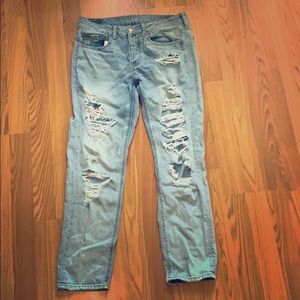 American eagle mom jeans